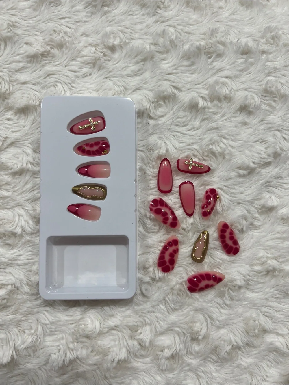 Pink Ombre Press On Nail Set with Gold Accents